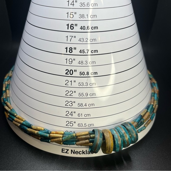 Vintage Style Boho Necklace Painted Wood Beads - Picture 8 of 14